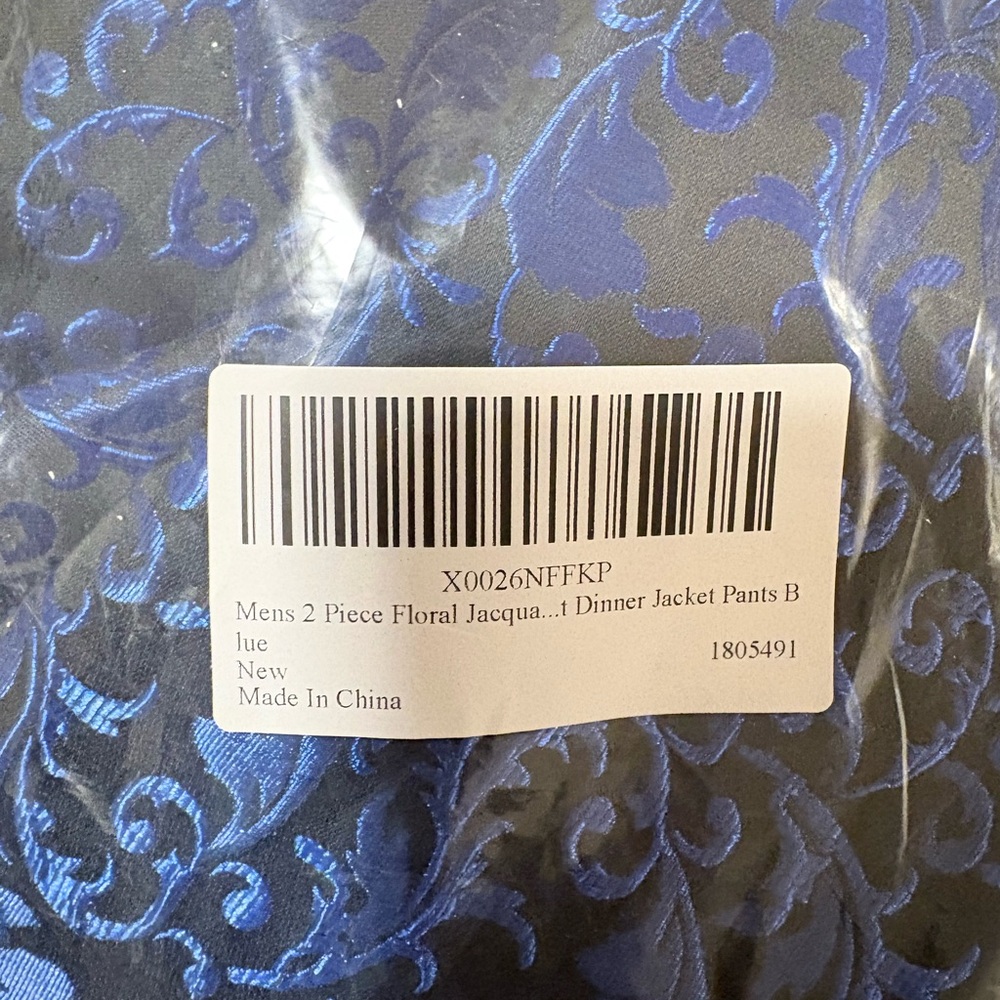 Elegant Blue and Black Men's Blazer - Picture 4 of 5